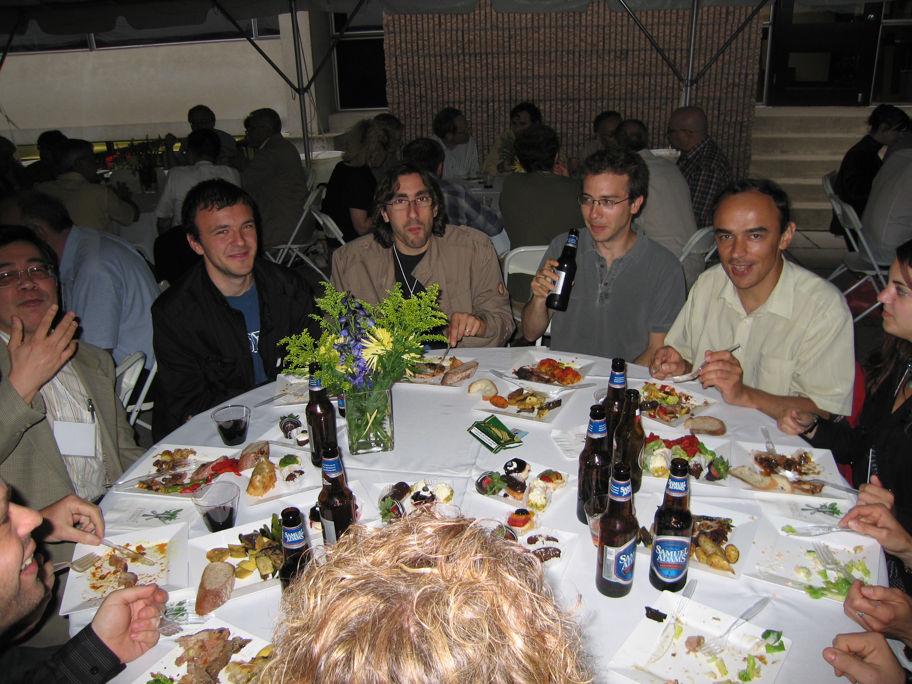 French drinking beer