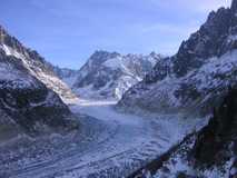 
The glacier as seen from the viewing platform at the train station.
